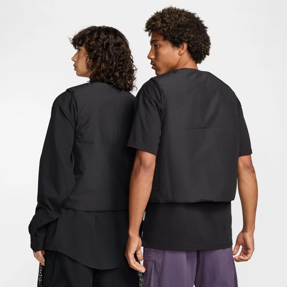 Nike ACG "Skull Peak" PrimaLoft®
Reversible Vest - Picture 2 of 8